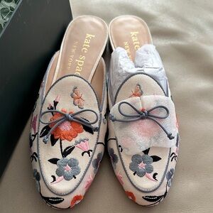 NIB KATE SPADE ♠️  Devi Slide Floral Garden Embroidered Cream Canvas Mules 9 B